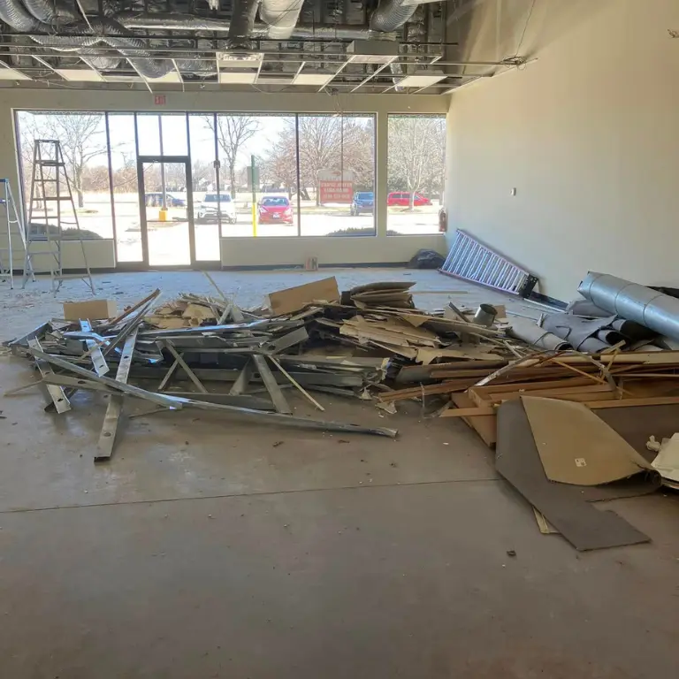 Construction Debris Removal Wheaton IL | Fast, Professional & Affordable | Waste Warriors 6 construction debris removal wheaton il — Waste Warriors Junk Removal