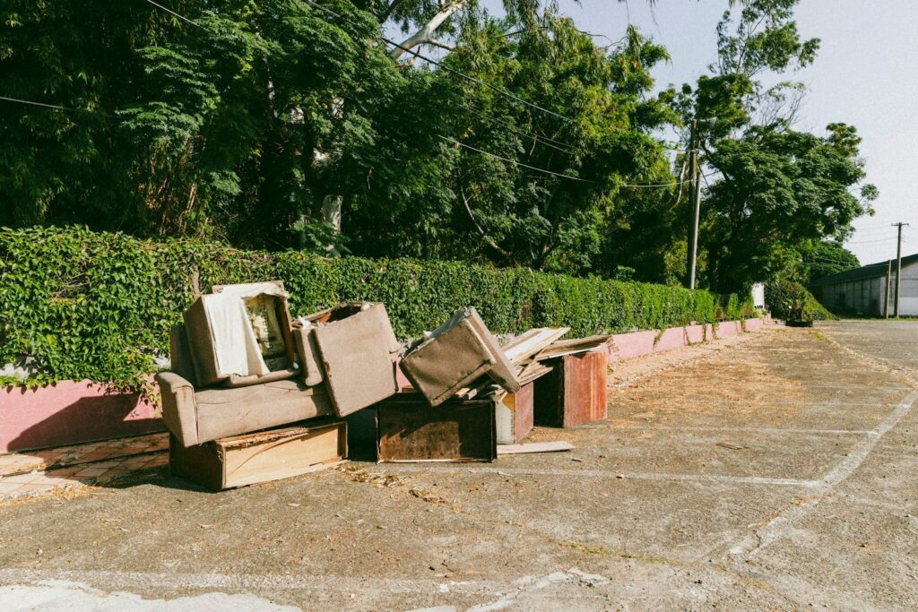 Fall Junk Removal in Addison IL: Tips for Seasonal Cleanouts 9 junk removal in fall: tips for seasonal cleanouts addison il — Waste Warriors Junk Removal