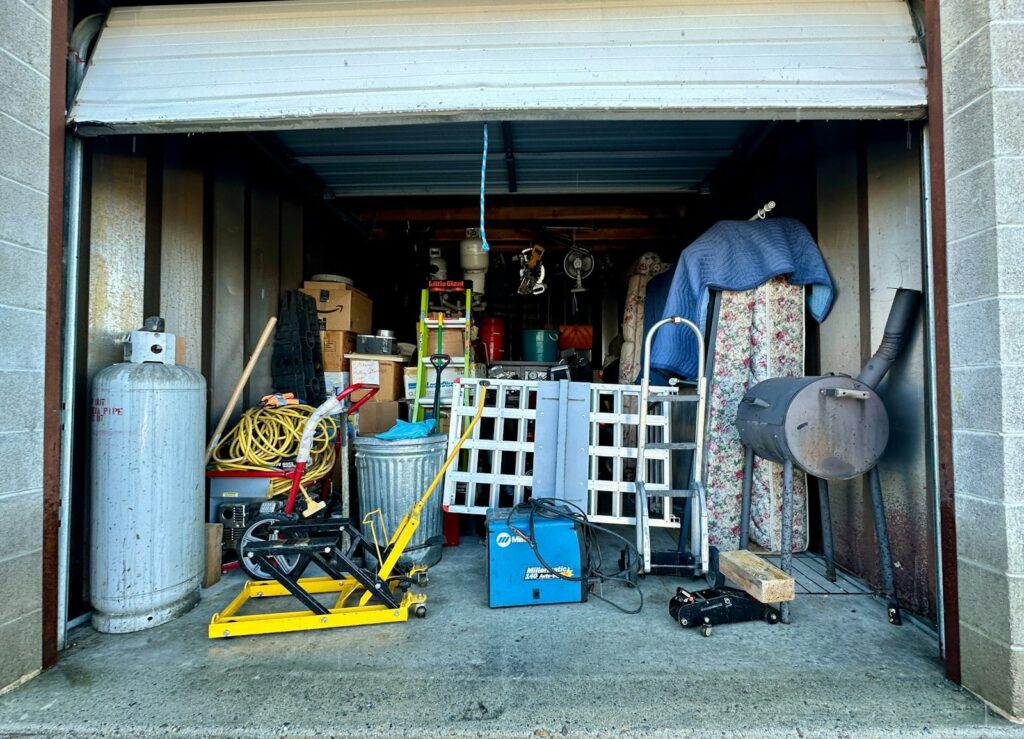 Junk Removal Oak Brook IL: Fast, Professional & Affordable Service 5 junk removal oak brook il — Waste Warriors Junk Removal